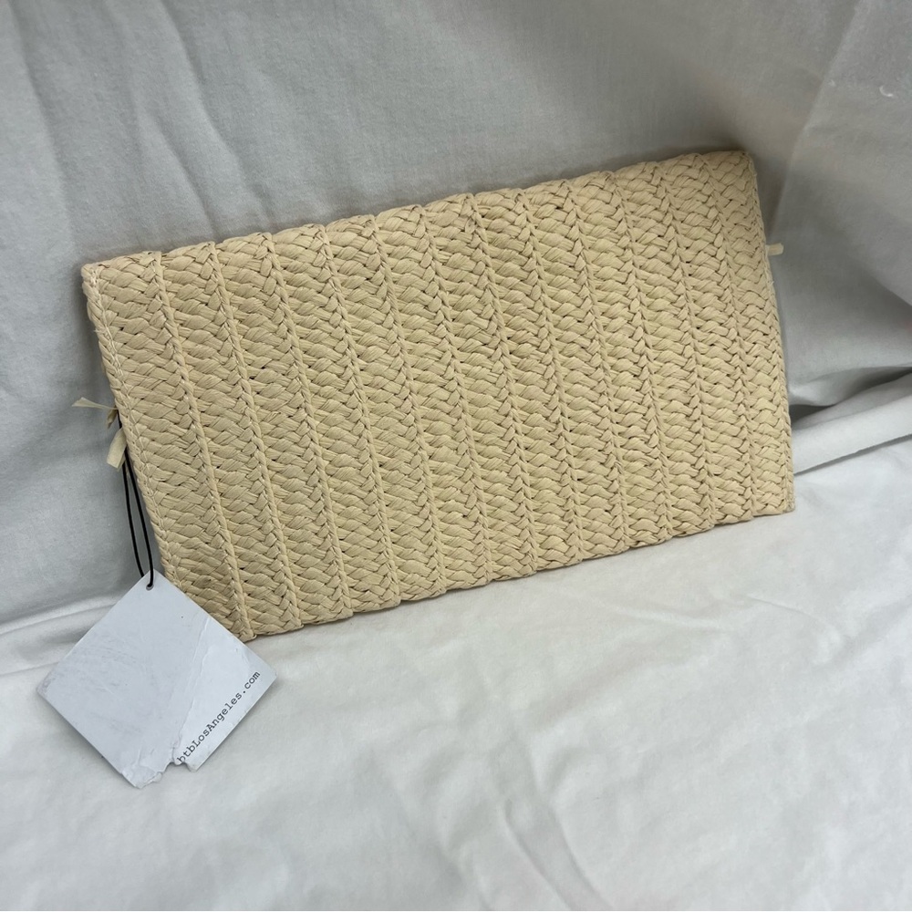 NWT BTB Los Angeles “MRS” straw clutch. - Picture 3 of 5